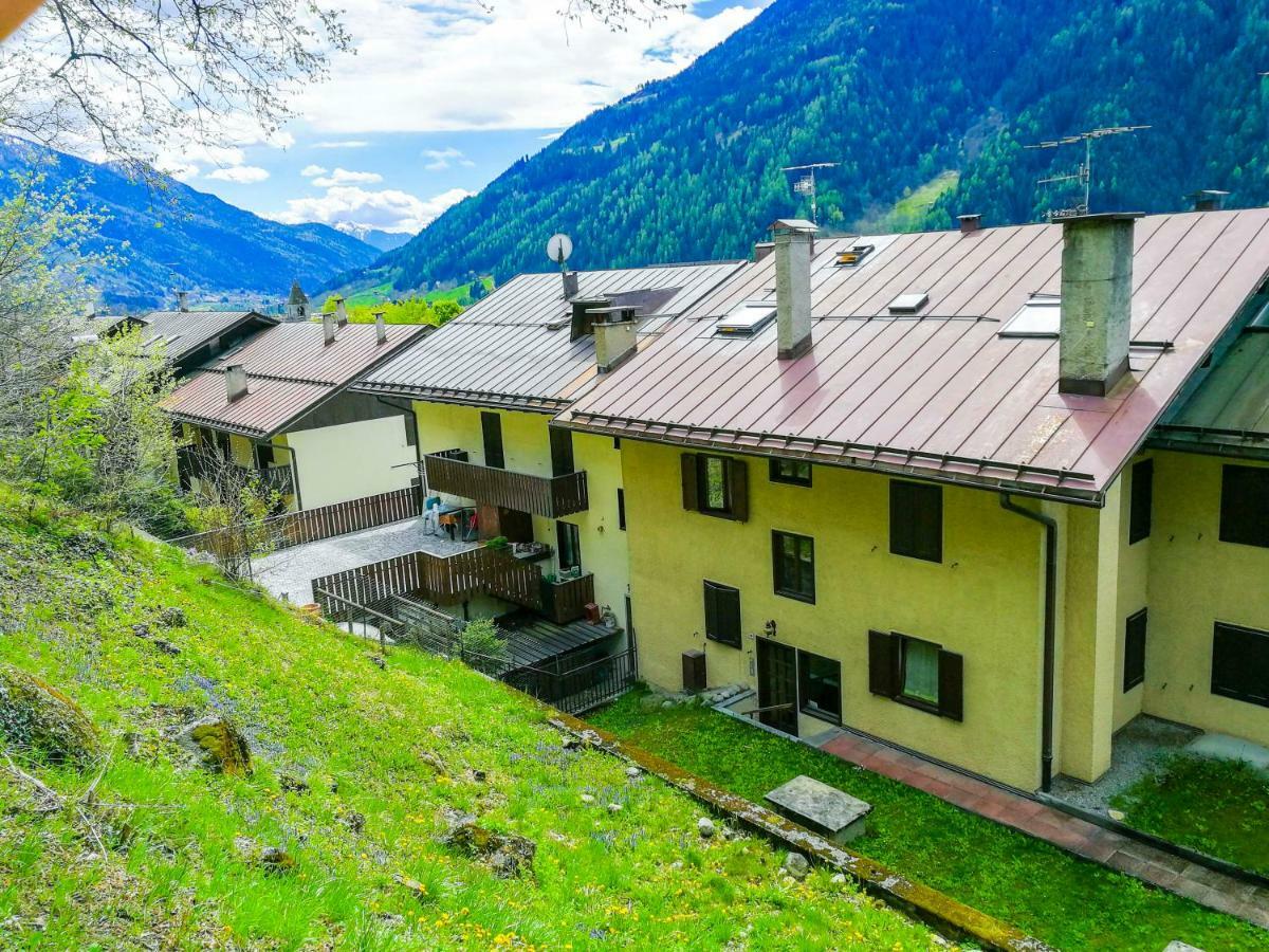 La Mansarda di Emma Apartment Pinzolo Bagian luar foto