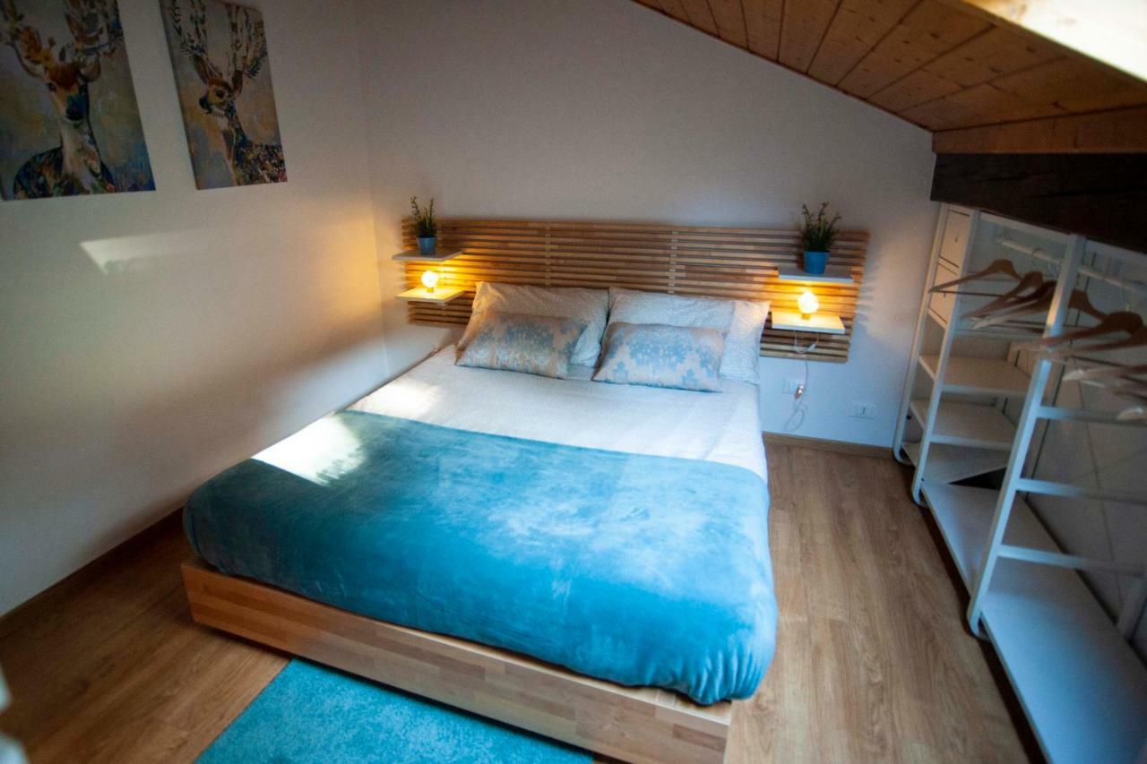 La Mansarda di Emma Apartment Pinzolo Bagian luar foto
